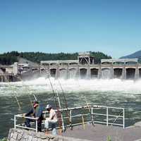 Bonneville Dam and people fishing