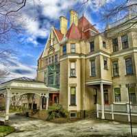 Large building HDR in Pittsburgh, Pennsylvania