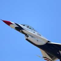 US Air Force Thunderbird in flight